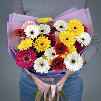 Букет из 21 гербер микс